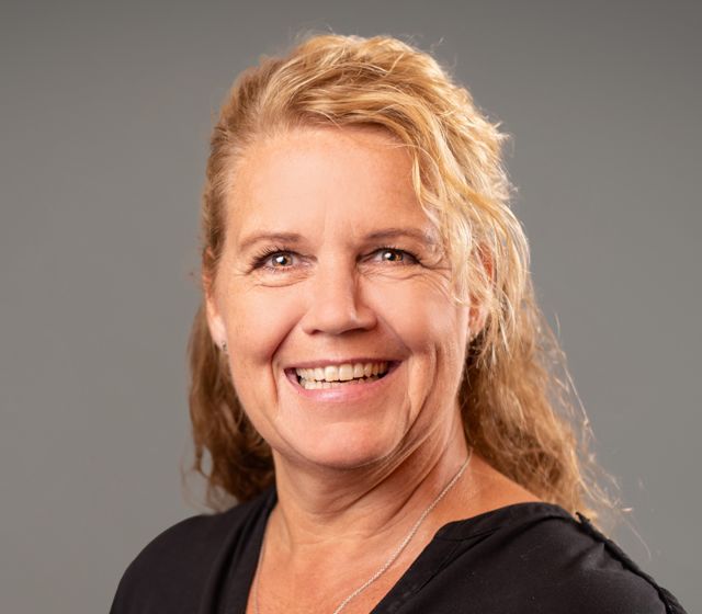 Christiane Wiemann-Knobe